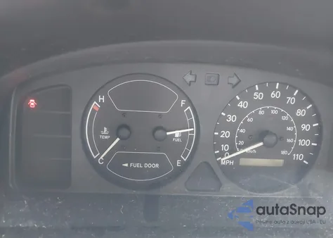 1998 Toyota Corolla Ce z USA, uszkodzony, nr VIN 2T1BR12E1WC095552